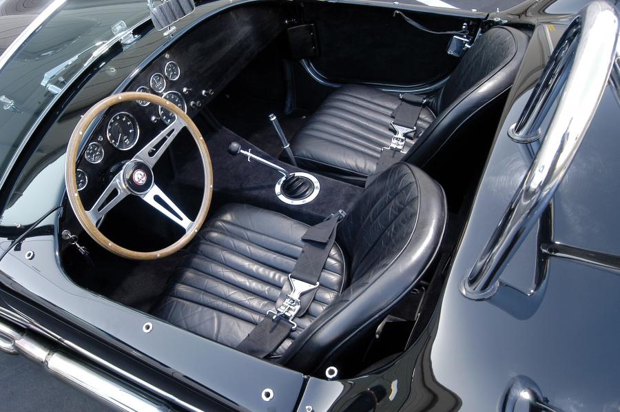  Shelby Cobra 427 1967 года  (фото 22 из 25)